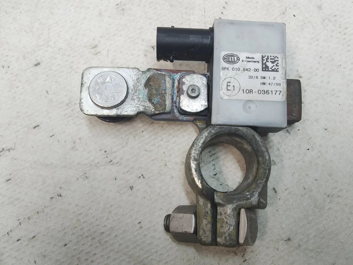 2 Зажим клеммы минус АКБ 12V с датчиком IBS Tesla Model S, Model S REST, Model X 6007953