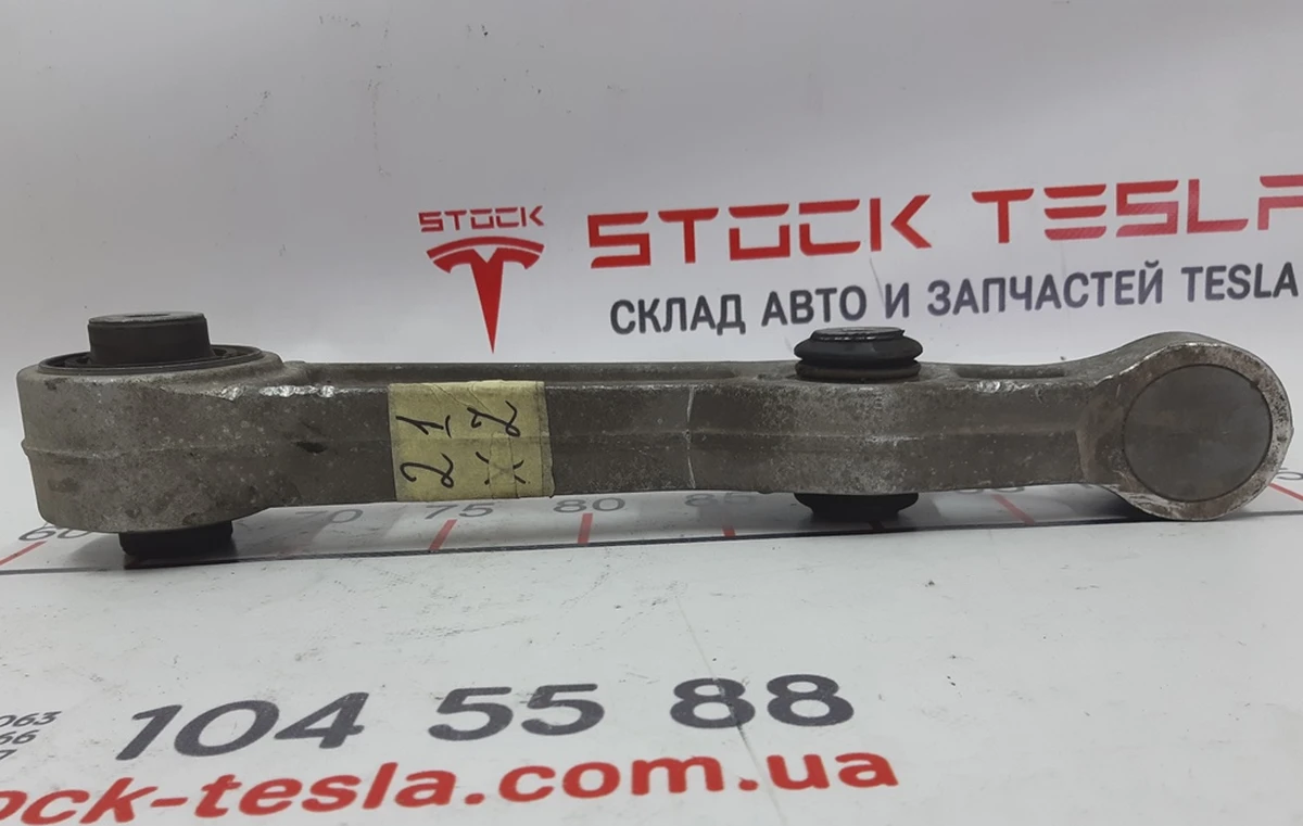 Важіль передній нижній поперечний лівий-правий Tesla model S, model S REST, model X 1027351-00-C