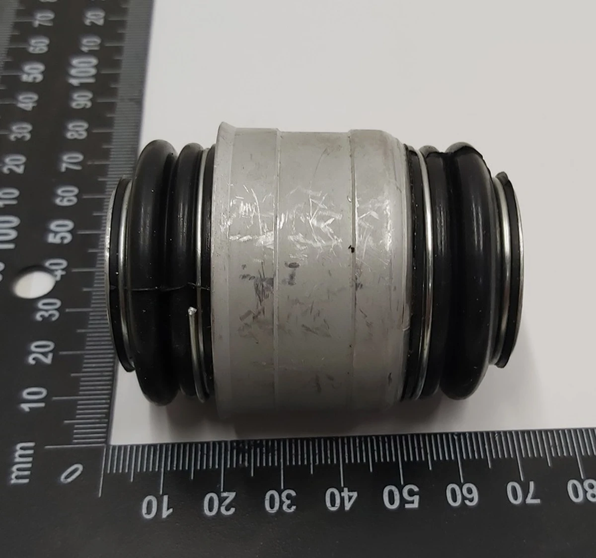 11 Сайлентблок плаваючий NEW Tesla model S 1027351-00-C