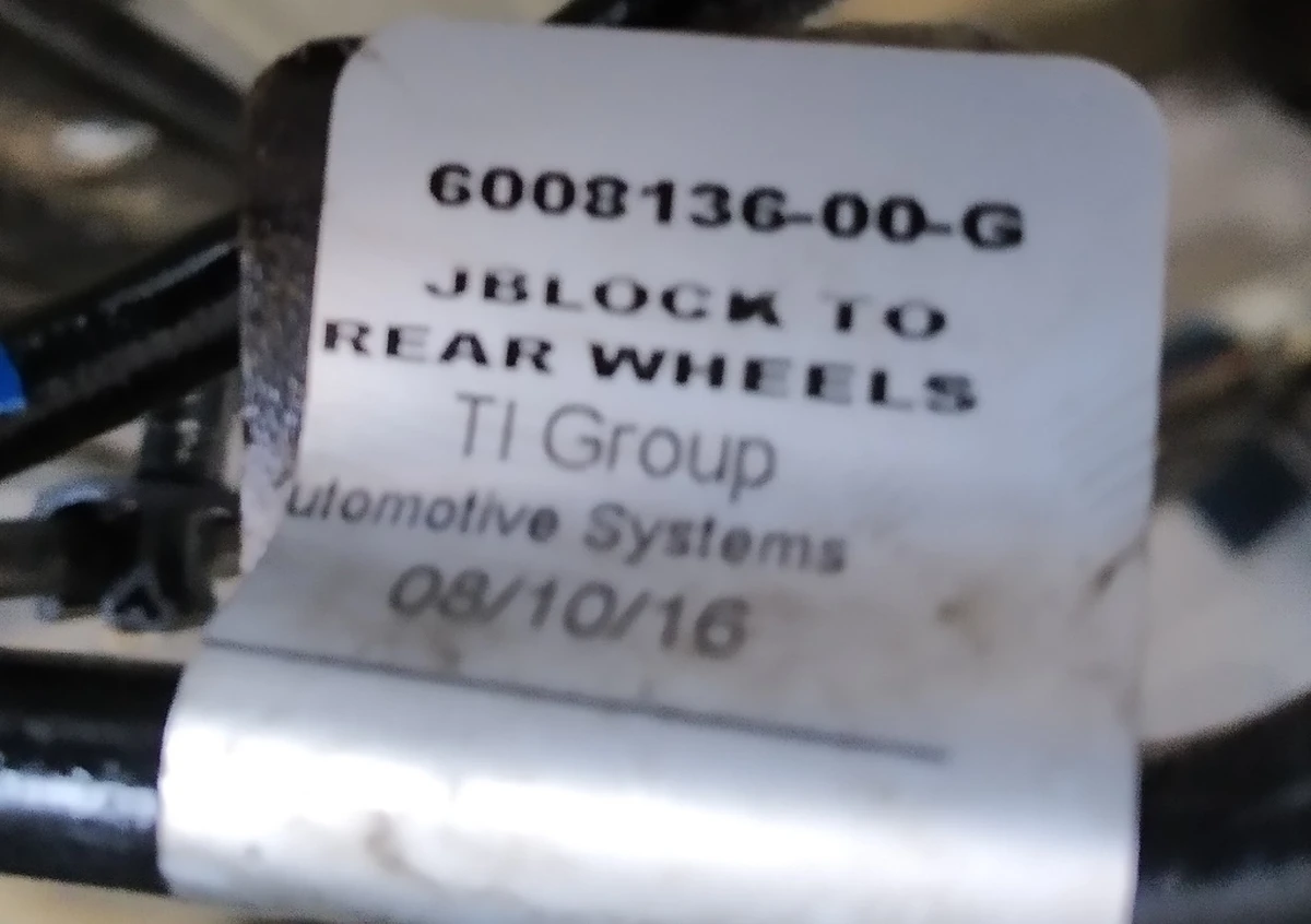 2 TUBE BUNDLE - JBLOCK TO RR {MSR} 6008136-00-H