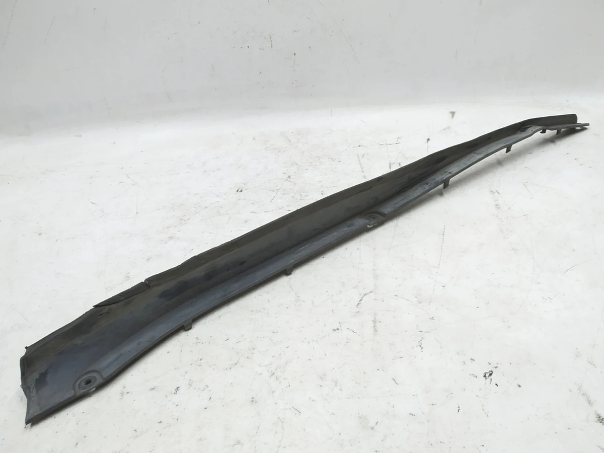 3 Rear molding (fin) of engine protection, right, long Tesla Model S 6008187-00-D