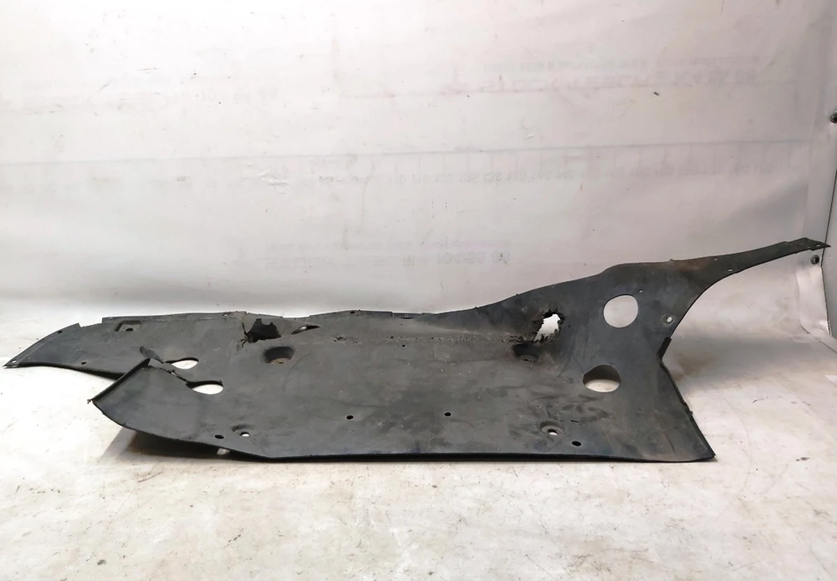 1 Захист переднього днища з пошкодженням Tesla Model S 6008189-00-F