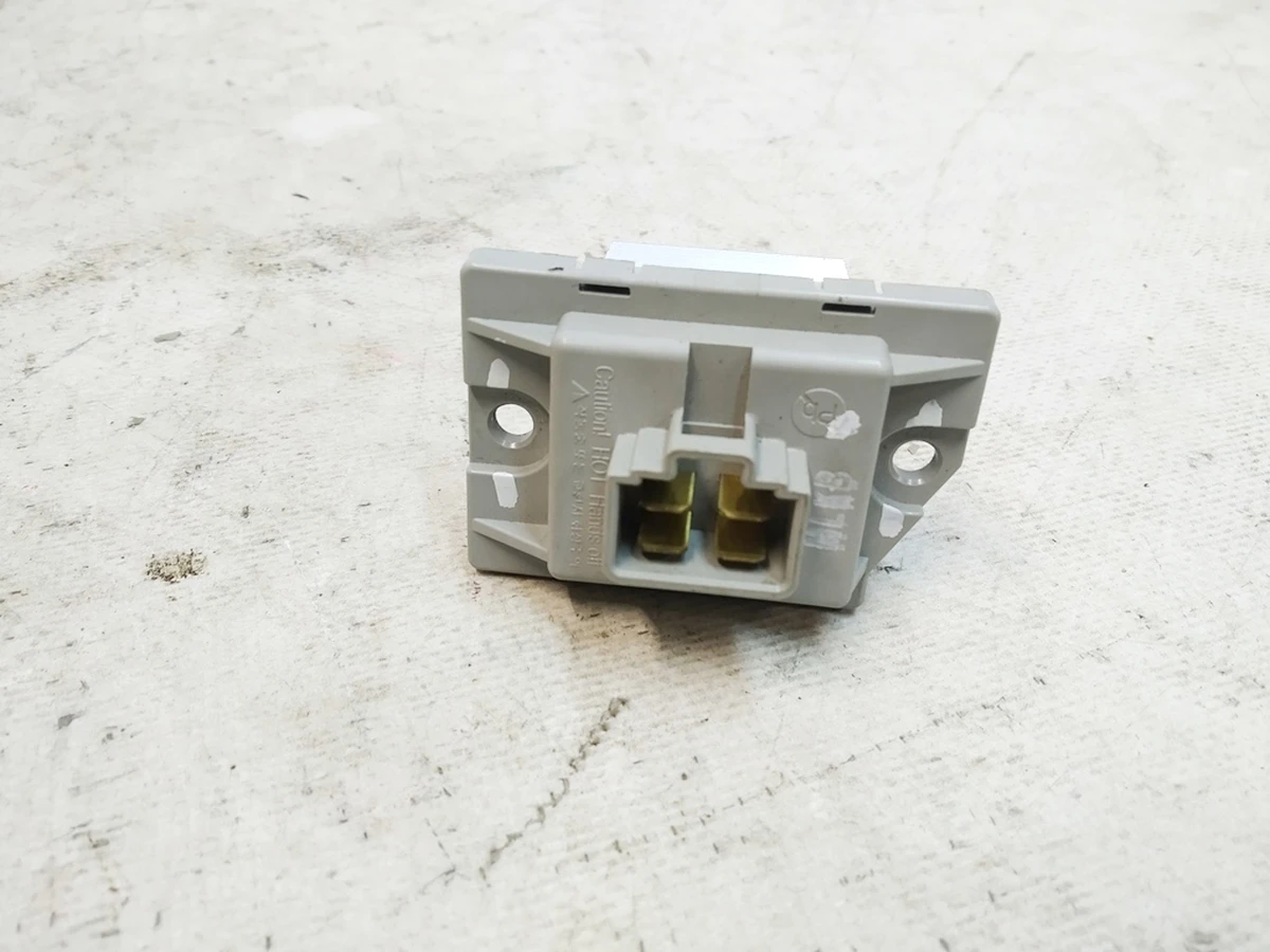 2 Контроллер вентилятора (терморегулятор) климатической установки (печки) окисление Tesla Model S REST, Model X 6008246-00-B