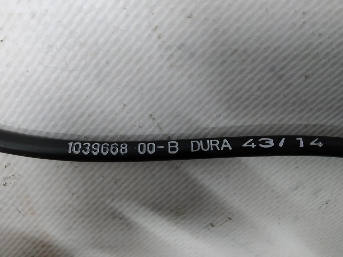 1 Замок двери передней правой с тросиком в сборе Tesla model S, model S REST 6008912-99-С