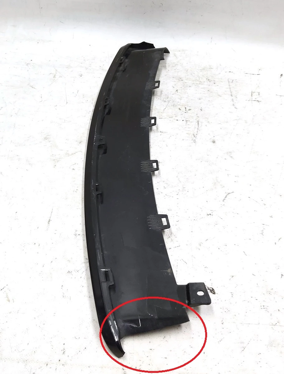 17 Декоративна накладка бампера заднього black (хром фарбована) з пошкодженням Tesla model S 6009004-00-C