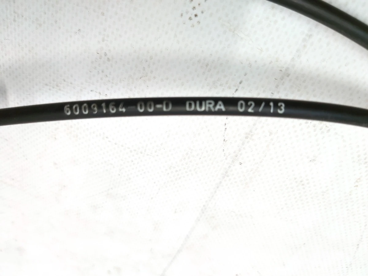 2 Тросик замку капота (відкриття) з пошкодженням Tesla model S 6009164-00-E