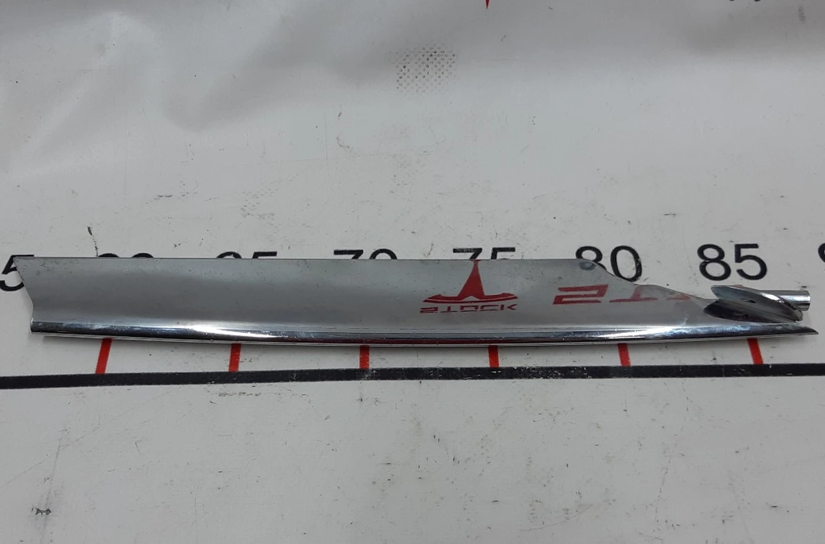 17 Eyelet pad lower right chrome Tesla model S 6009385-00-C