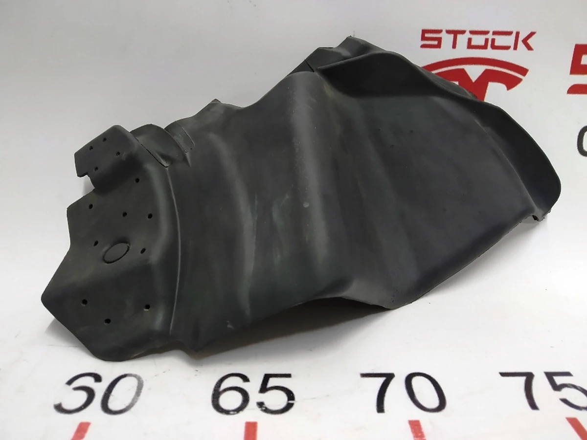 7 Уплотнитель стойки С и края двери правый (без нижней части) Tesla model S, model S REST 6009592-00-E