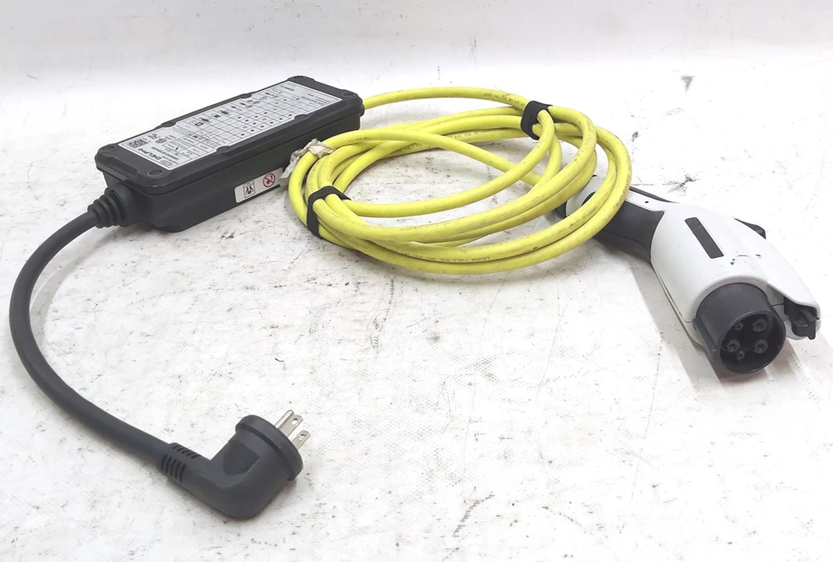 Stand.chg.cable 110V Mode 2 charging cable BMW I3 61446818634