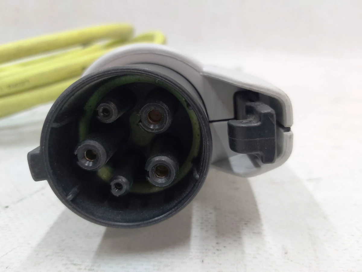 Stand.chg.cable 110V Mode 2 charging cable BMW I3 61446818634