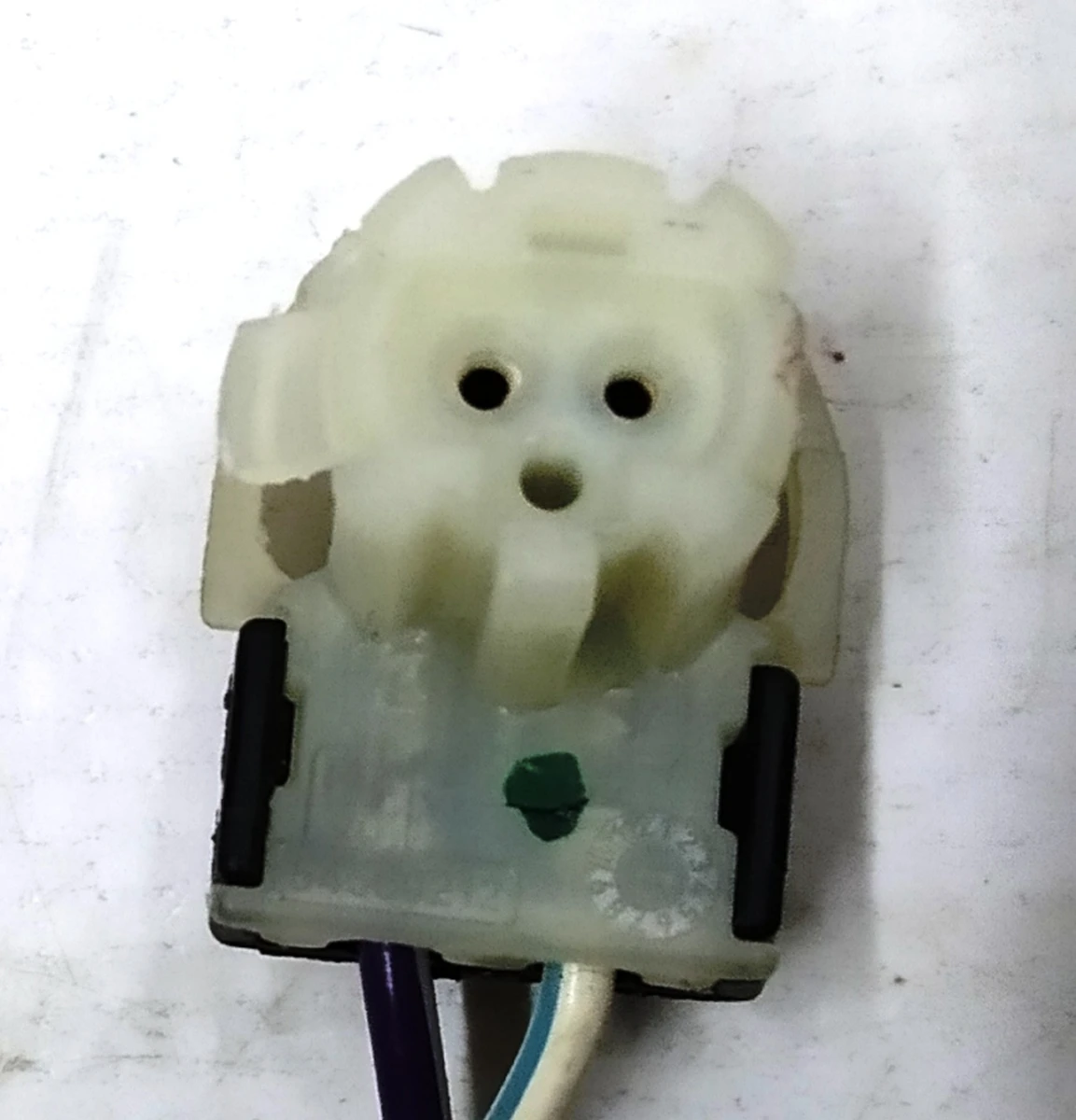 Tesla model X 2nd Row Dual Seat Airbag Wiring 3123713-03-A