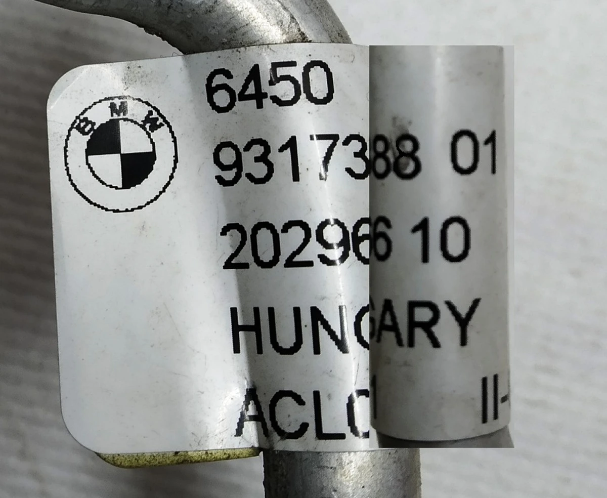 Трубопровод кондиционера выпускной в сборе с датчиком давления BMW i3 64509317388