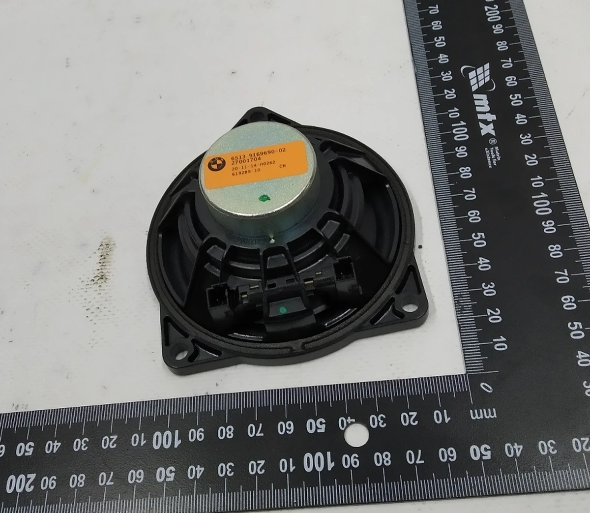 Динамик среднечастотный Harman Kardon инструментальной панели BMW I3 65139169690