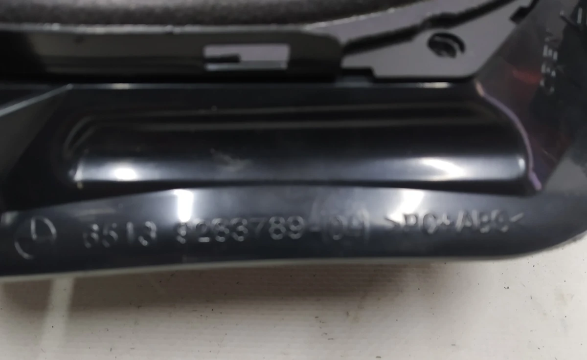 Динамік низькочастотний з направляючою звуку лівою та основою в зборі BMW i3 65139285272