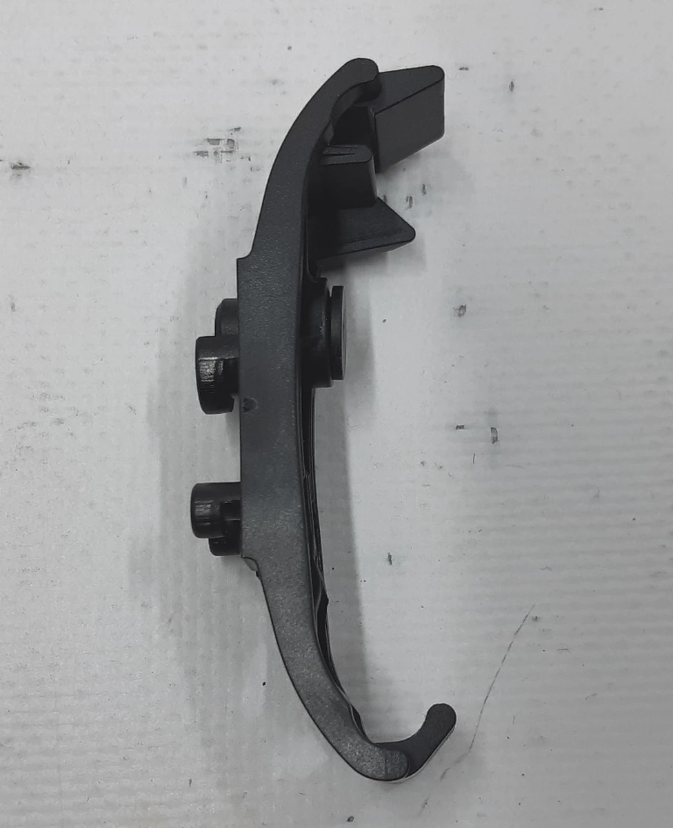 Кронштейн вентилятора усилителя аудио BMW I3 65159286289