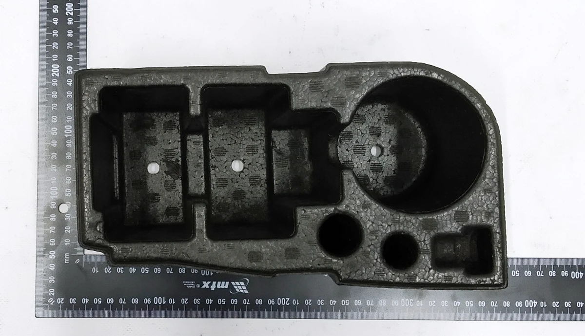 Піддон зберігання ремонтного комплекту Mobility для шин BMW i3 71106852479