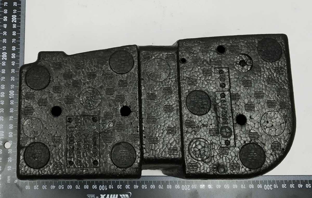 Піддон зберігання ремонтного комплекту Mobility для шин BMW i3 71106852479