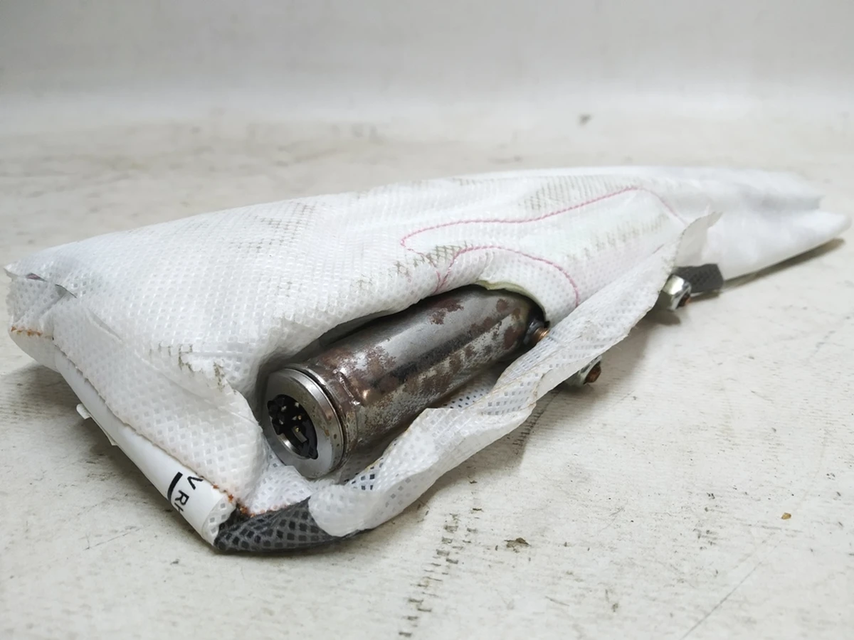 Модуль бокової подушки безпеки пасажир BMW I3 72127389236-01