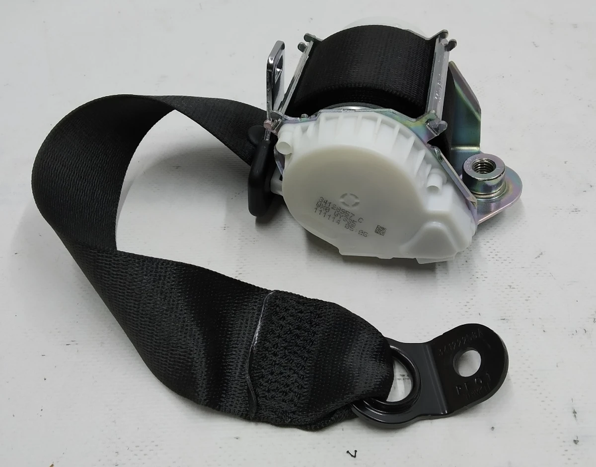 Ремінь безпеки передній водійський в зборі BMW I3 72117304151