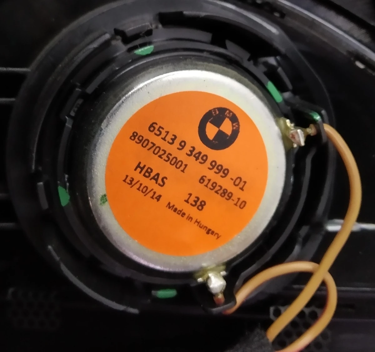 Облицювання стійки A права DALBERGIA BRAUN (під звук Harman Kardon) в зборі з накладної AIRBAG, динаміком і декор накладкою динаміка BMW I3 51437376214