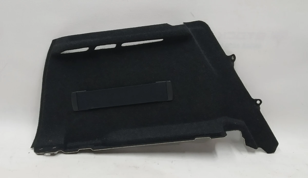 Отделка багажника боковая левая в сборе с стяжной лентой BMW I3 51477314755