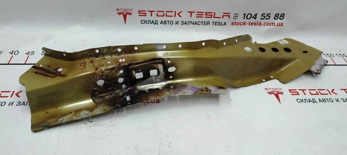 30 Quarter rear right wheel arch body panel front middle (boot) Tesla model 3 1095028-S0-B