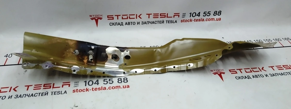 30 Quarter rear right wheel arch body panel front middle (boot) Tesla model 3 1095028-S0-B