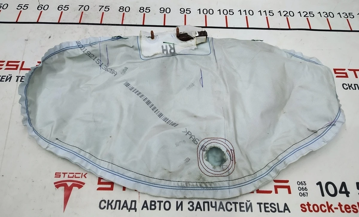 Подушка безопасности пассажирского сиденья (под восстановление) Tesla model 3 7654324-01-B