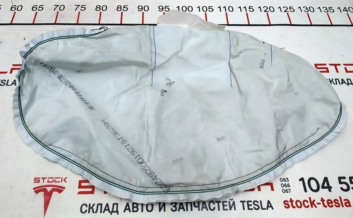 Подушка безопасности пассажирского сиденья (под восстановление) Tesla model 3 7654324-01-B
