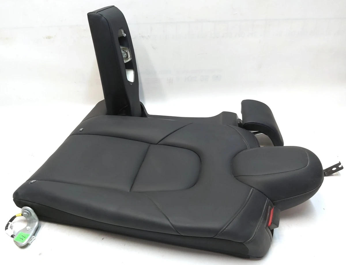 4 Спинка сиденья 2-го ряда двойная PUR BLK с центральным подголовником, подлокотником, без подстаканника Tesla model 3 7654328-01-E