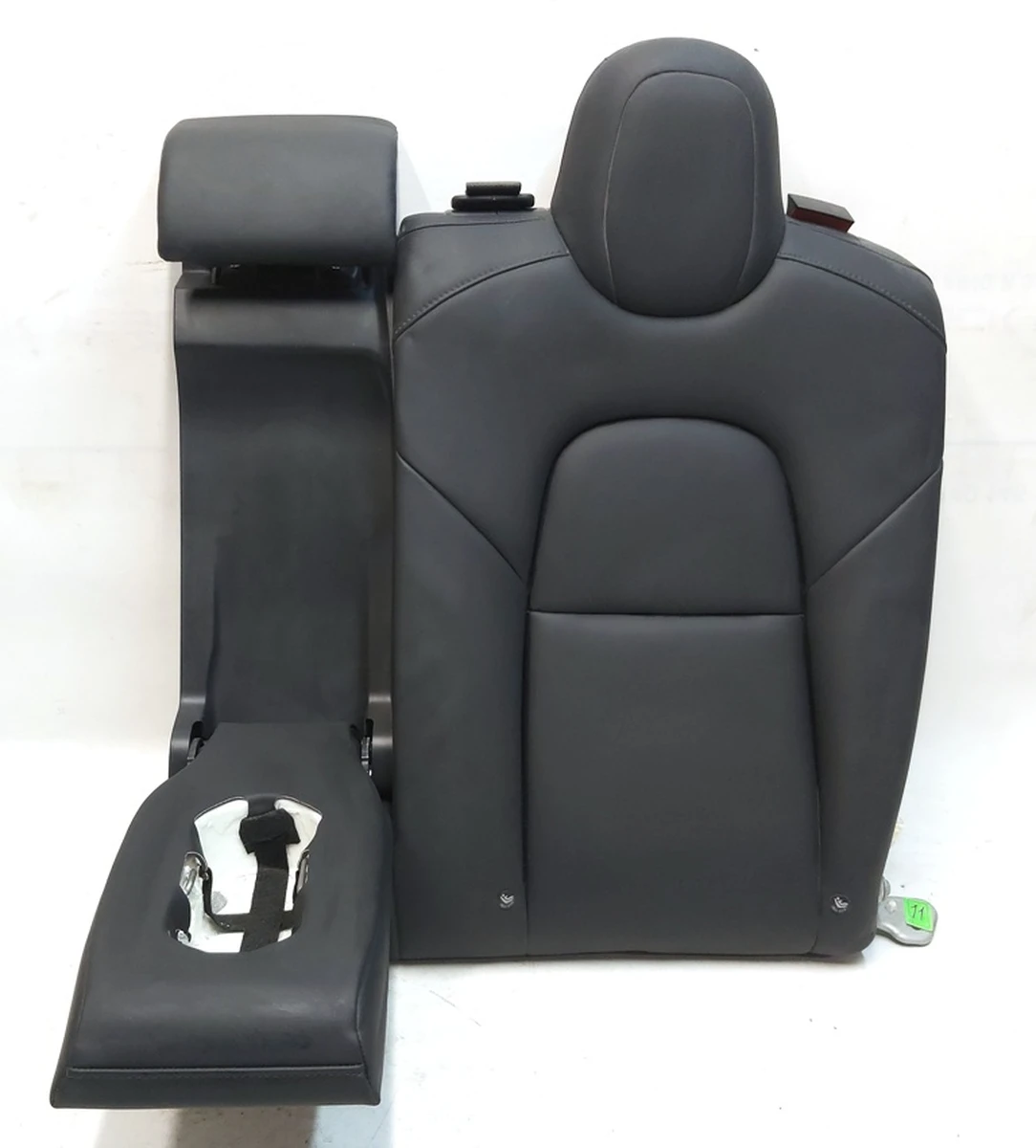 4 Спинка сиденья 2-го ряда двойная PUR BLK с центральным подголовником, подлокотником, без подстаканника Tesla model 3 7654328-01-E