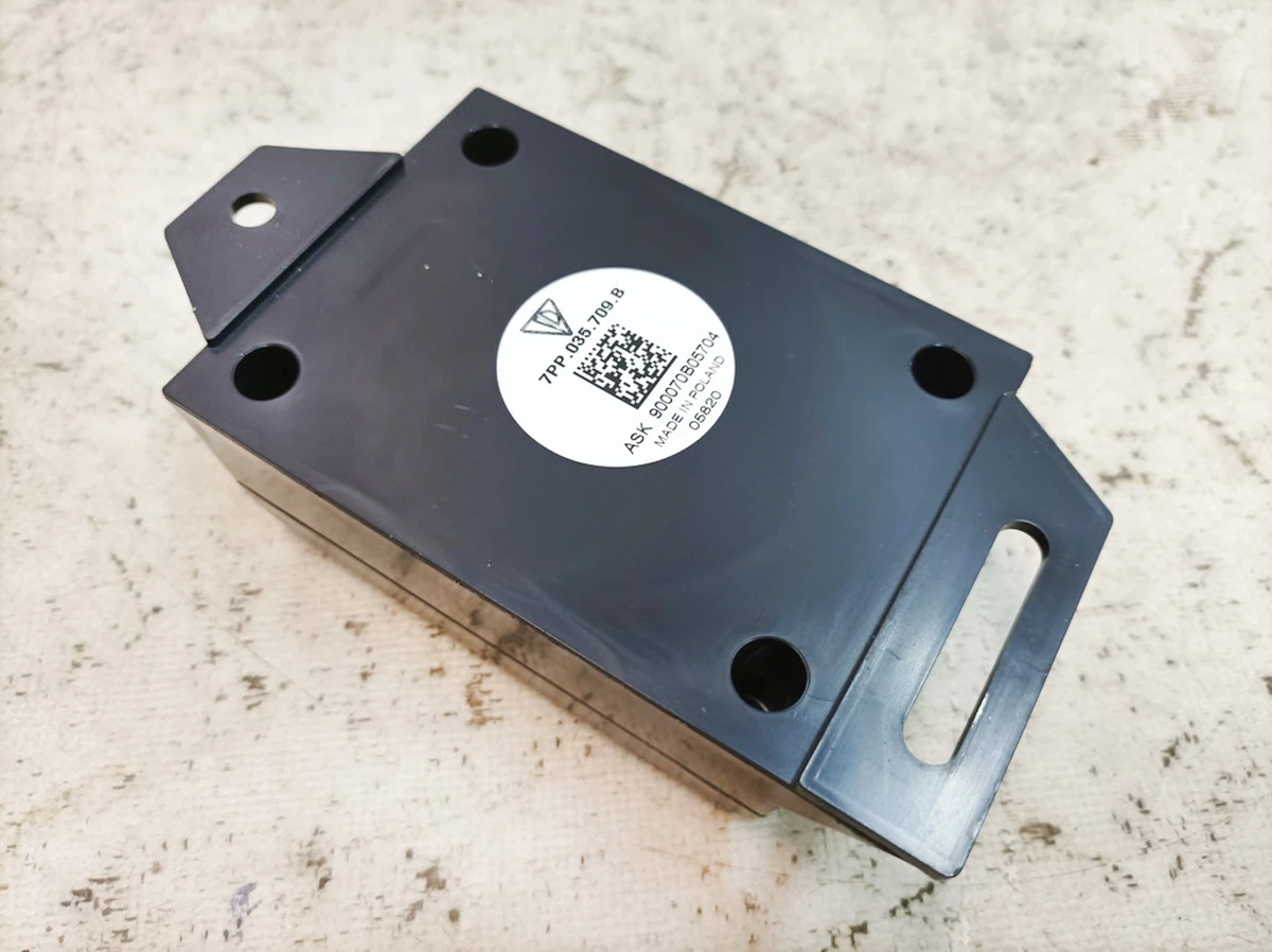 Динамік датчиків паркування Porsche Taycan 7PP035709B