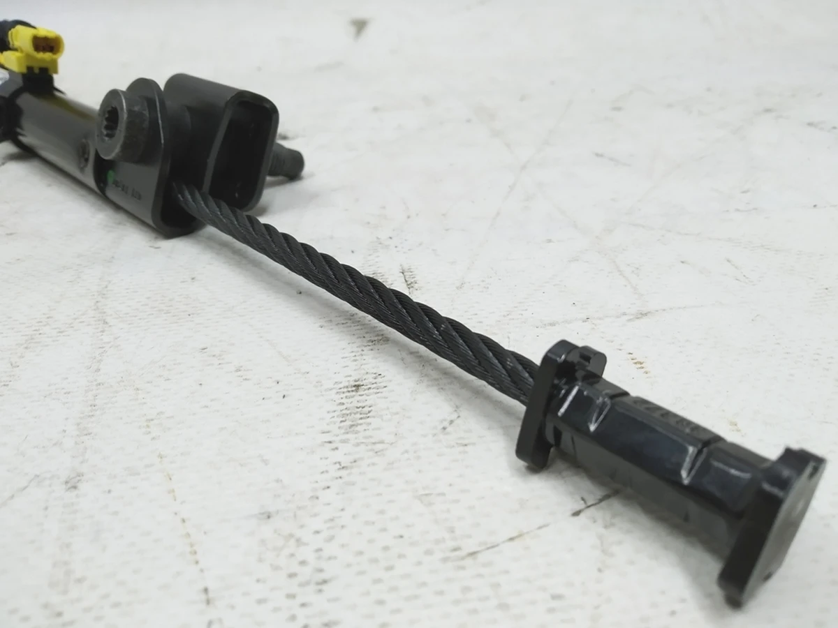 Pretensioner (igniter) seat belt front left Audi E-tron 80A857620