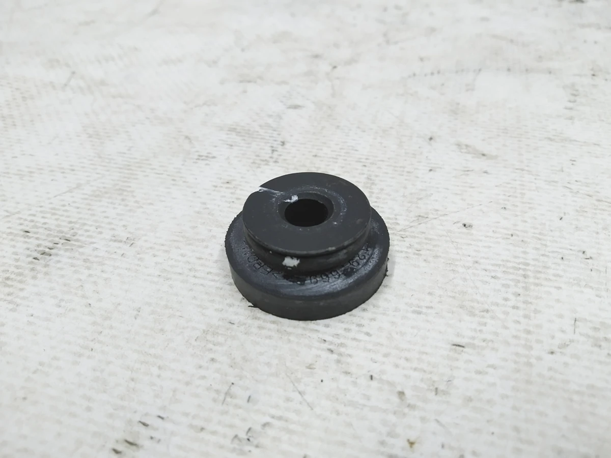 Упор кронштейна нагрівача Audi E-tron Porsche Taycan 867129669