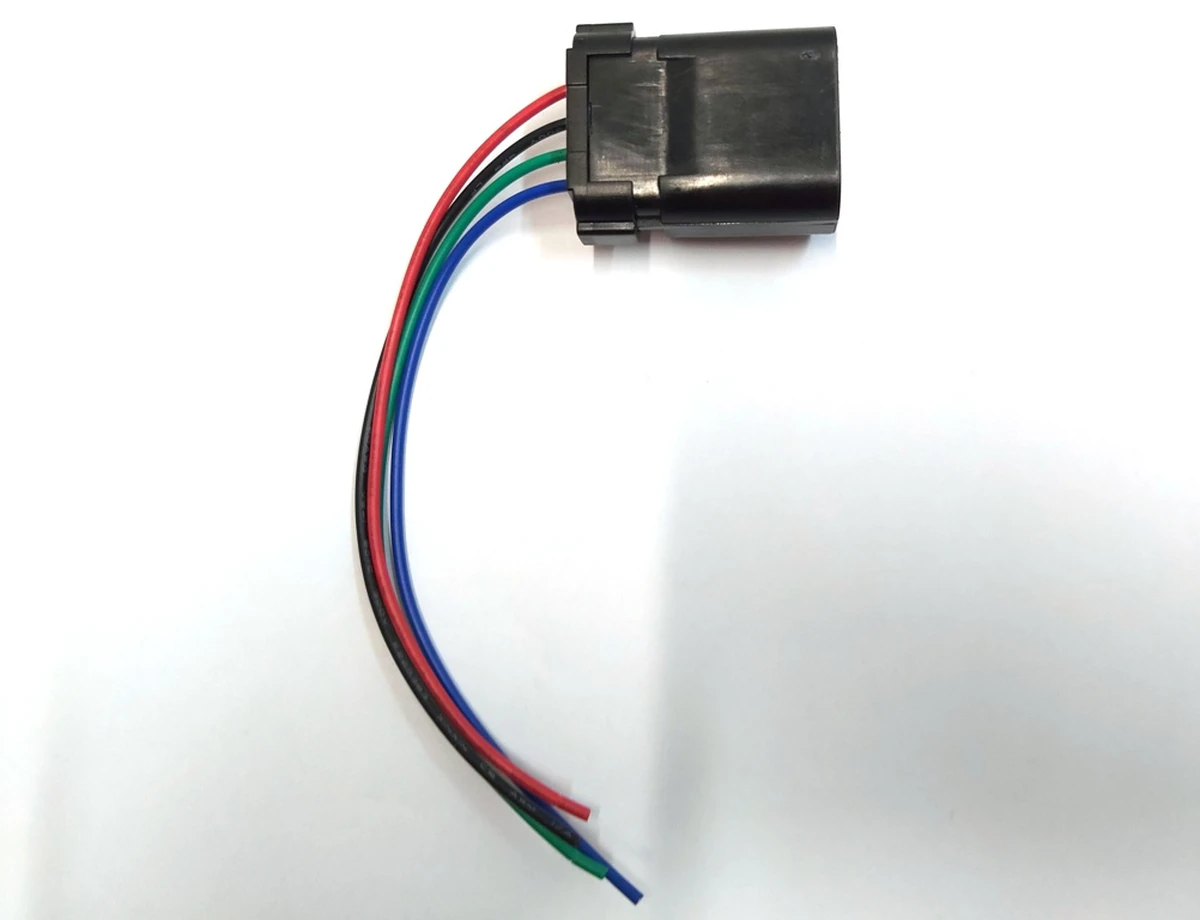 2 Разъём проводки тормозного суппорта (4pin) Tesla model S,model S REST,model X 1004430-01-M