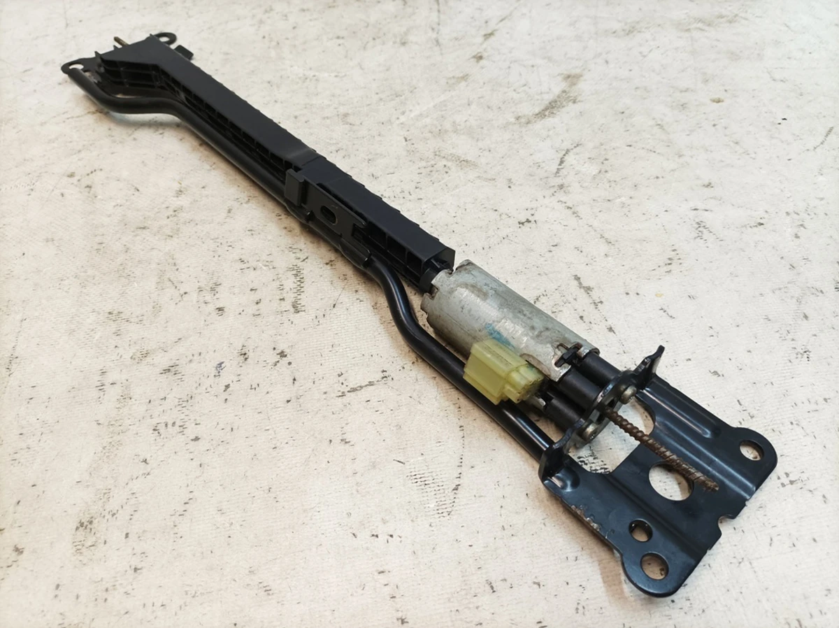 Front right seat movement mechanism with motor 0390204162 assembly (oxidized contacts) Audi Q7 0390204162