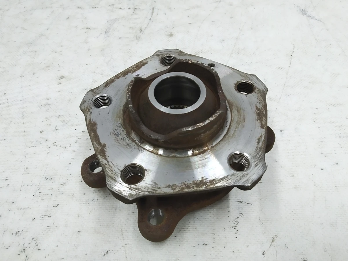 Ступиця передня в зборі Audi E-tron 8W0407613