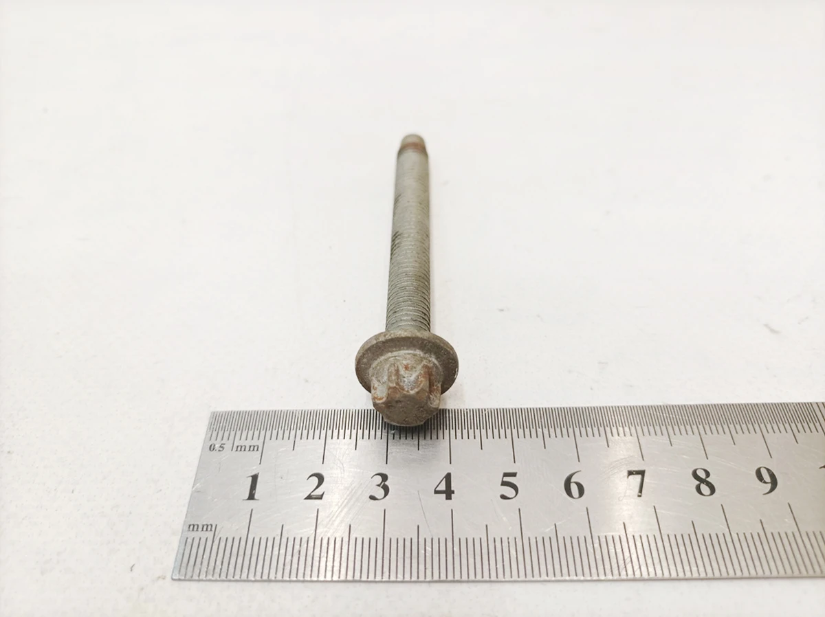 Болт з головкою Torx M8X65 Mercedes B-Class 910143-008021