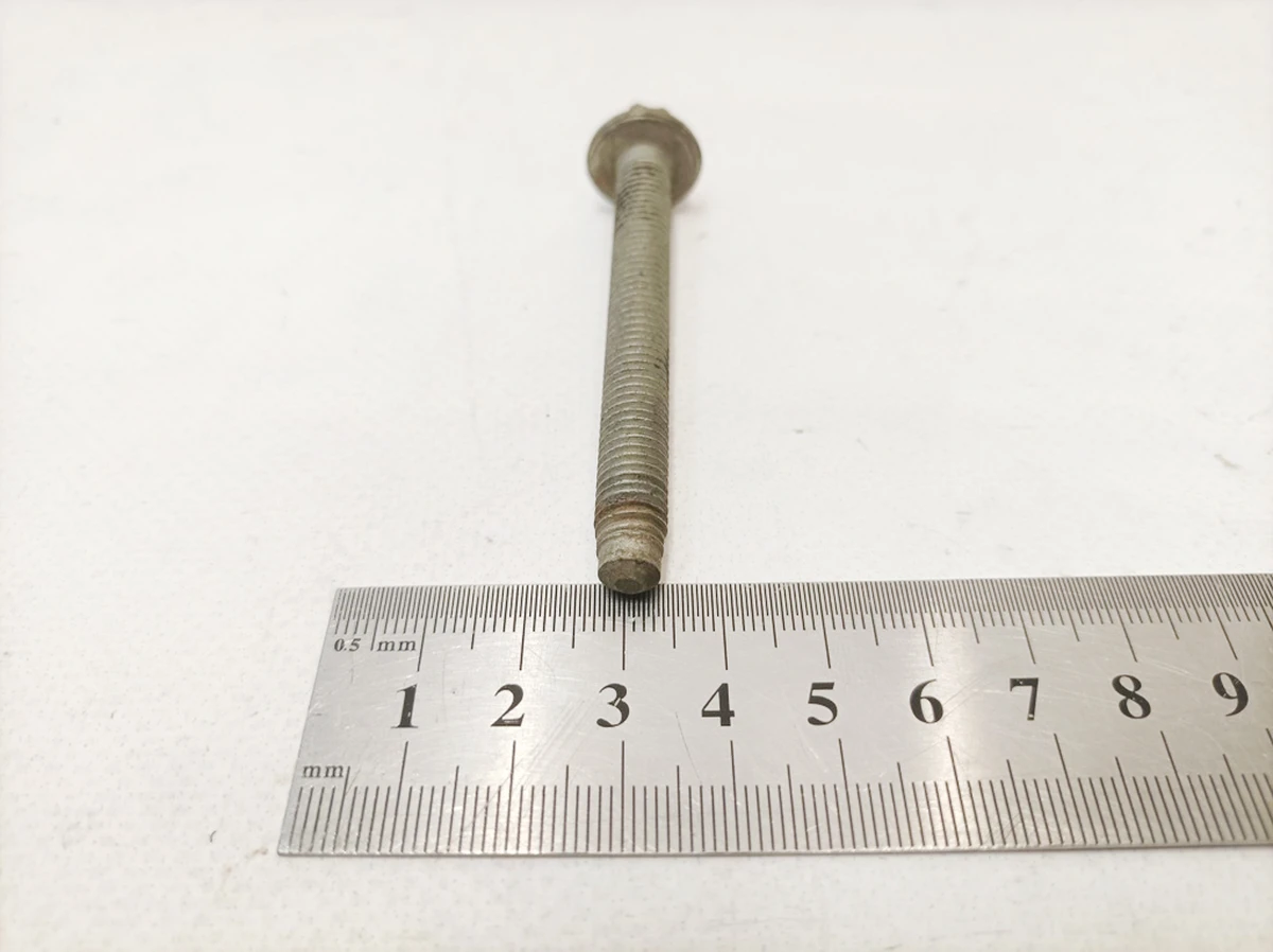 Болт з головкою Torx M8X65 Mercedes B-Class 910143-008021