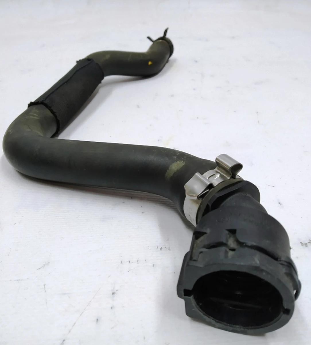 Шланг системи охолодження зворотний BMW i3 64219292729