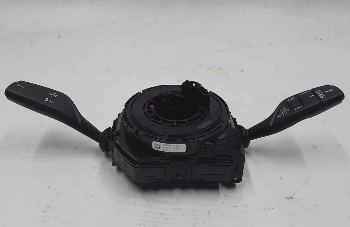 Блок перемикачів модуля управління рульовою колонкою з адаптивним круїзом BMW I3 61319305954