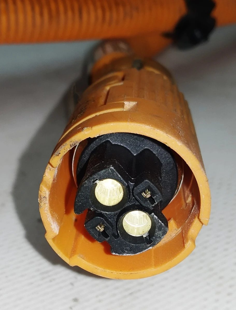 Кабель высоковольтный нагревательного элемента охлаждающей жидкости BMW i3 61129339959