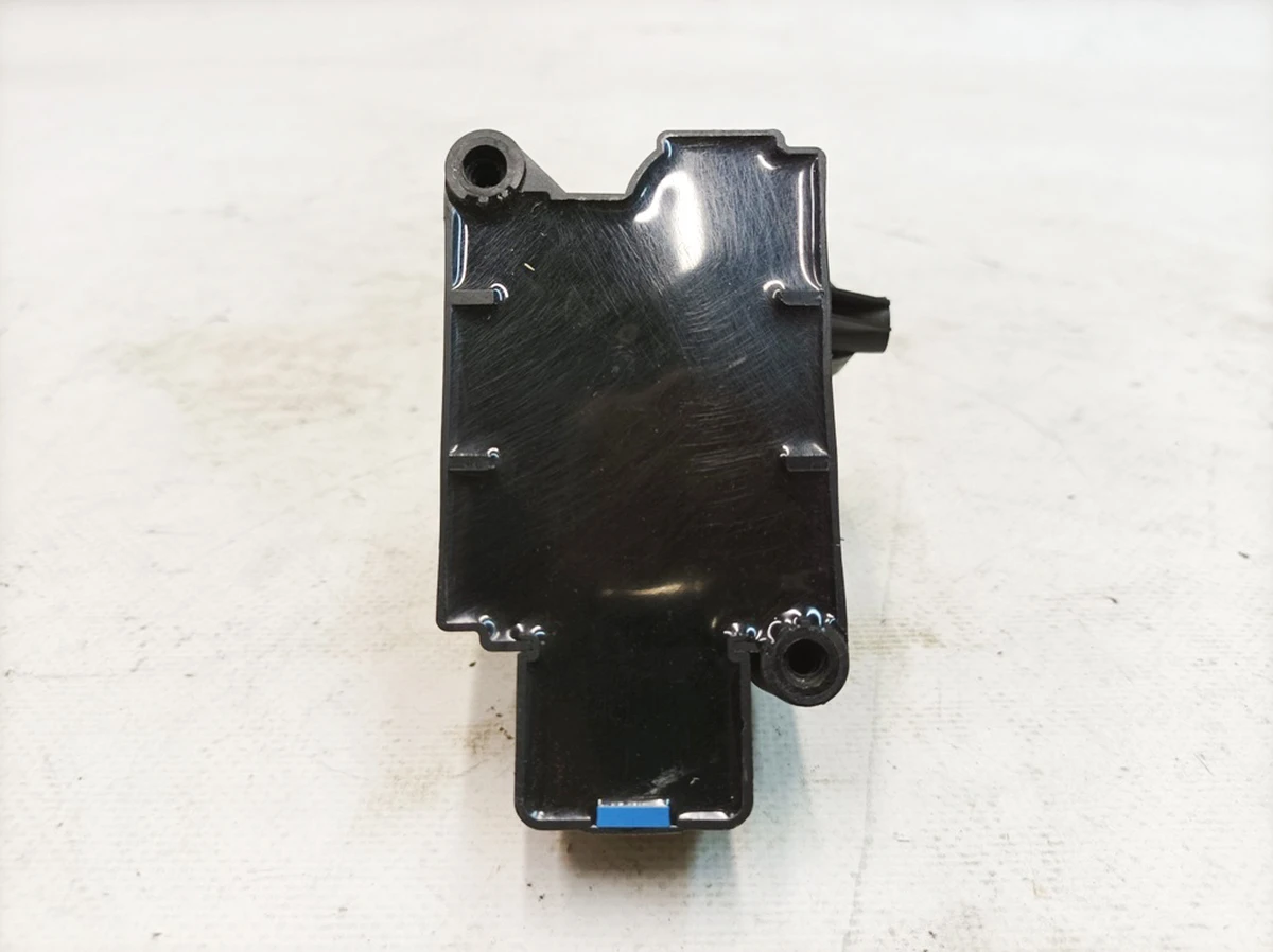 Блок клапанів регулювання дорожнього просвіту Porsche Taycan 971616013C