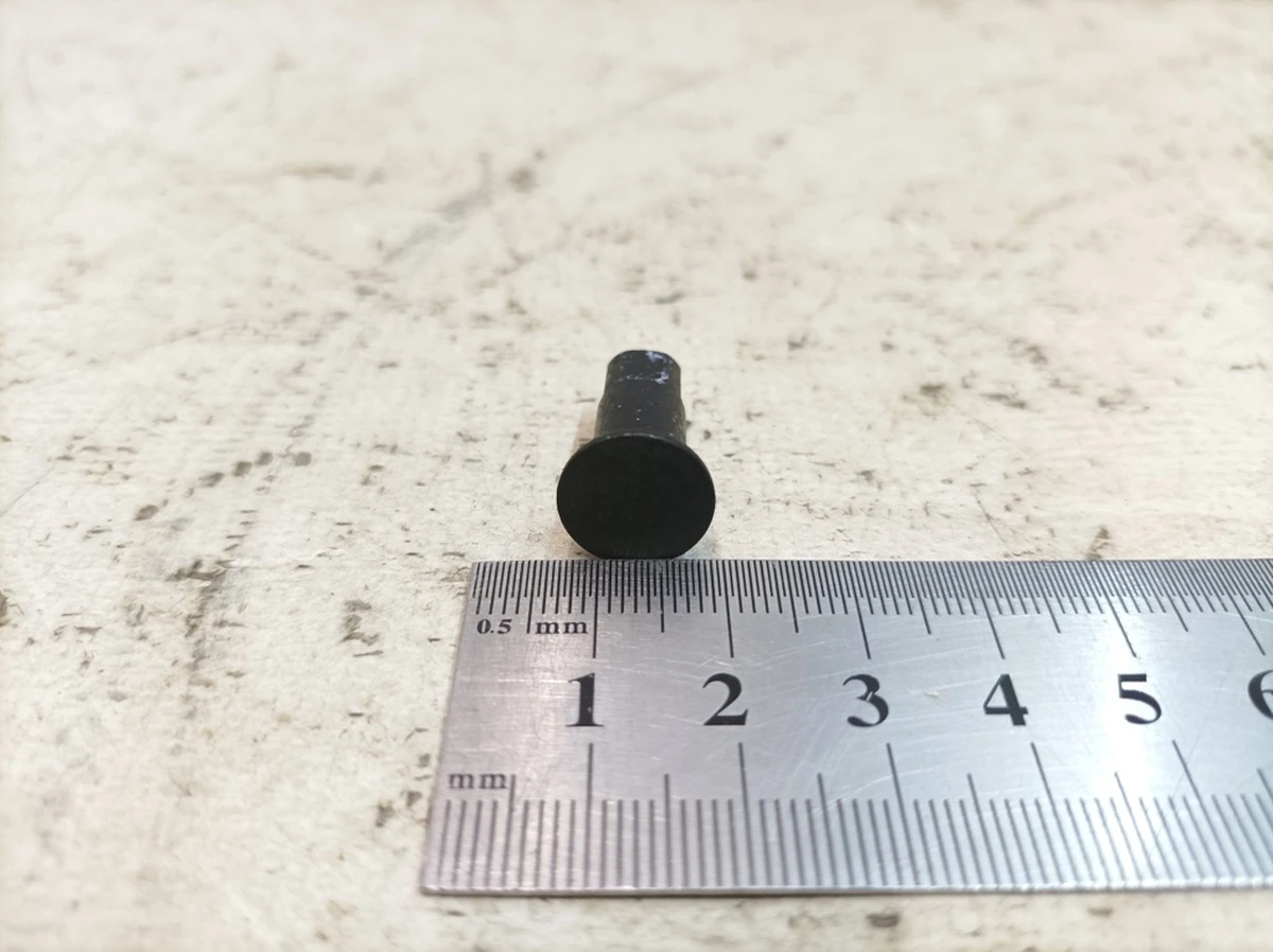 Крепёжный элемент M5 Porsche Taycan 992837360