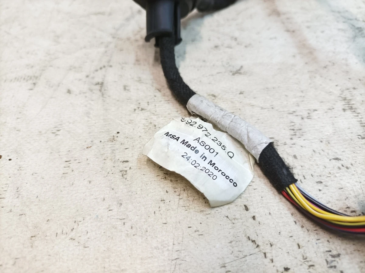 Електропроводка дзеркала зовнішнього лівого Porsche Taycan 992972235Q