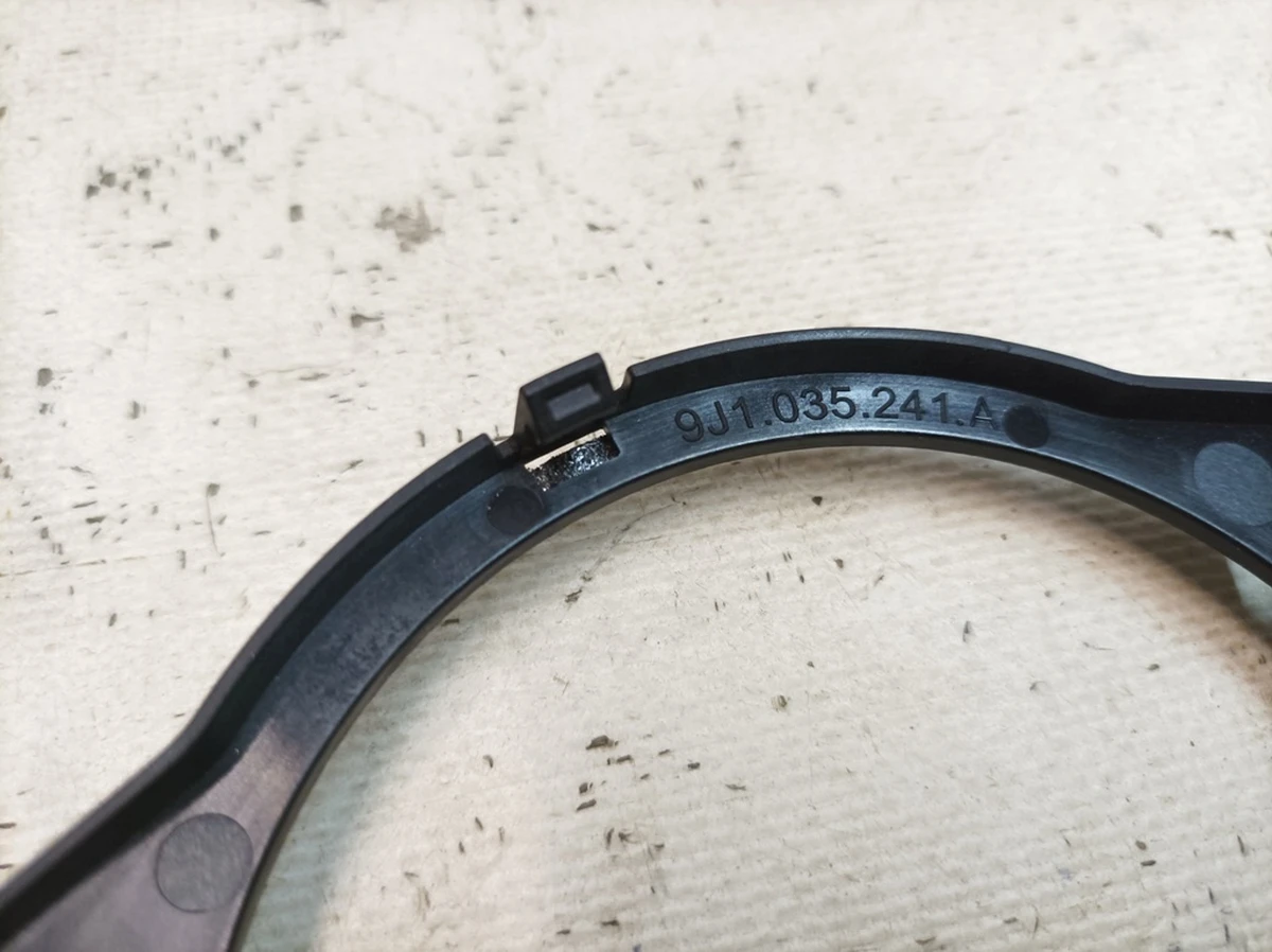 Midrange speaker bracket Porsche Taycan 9J1035241A