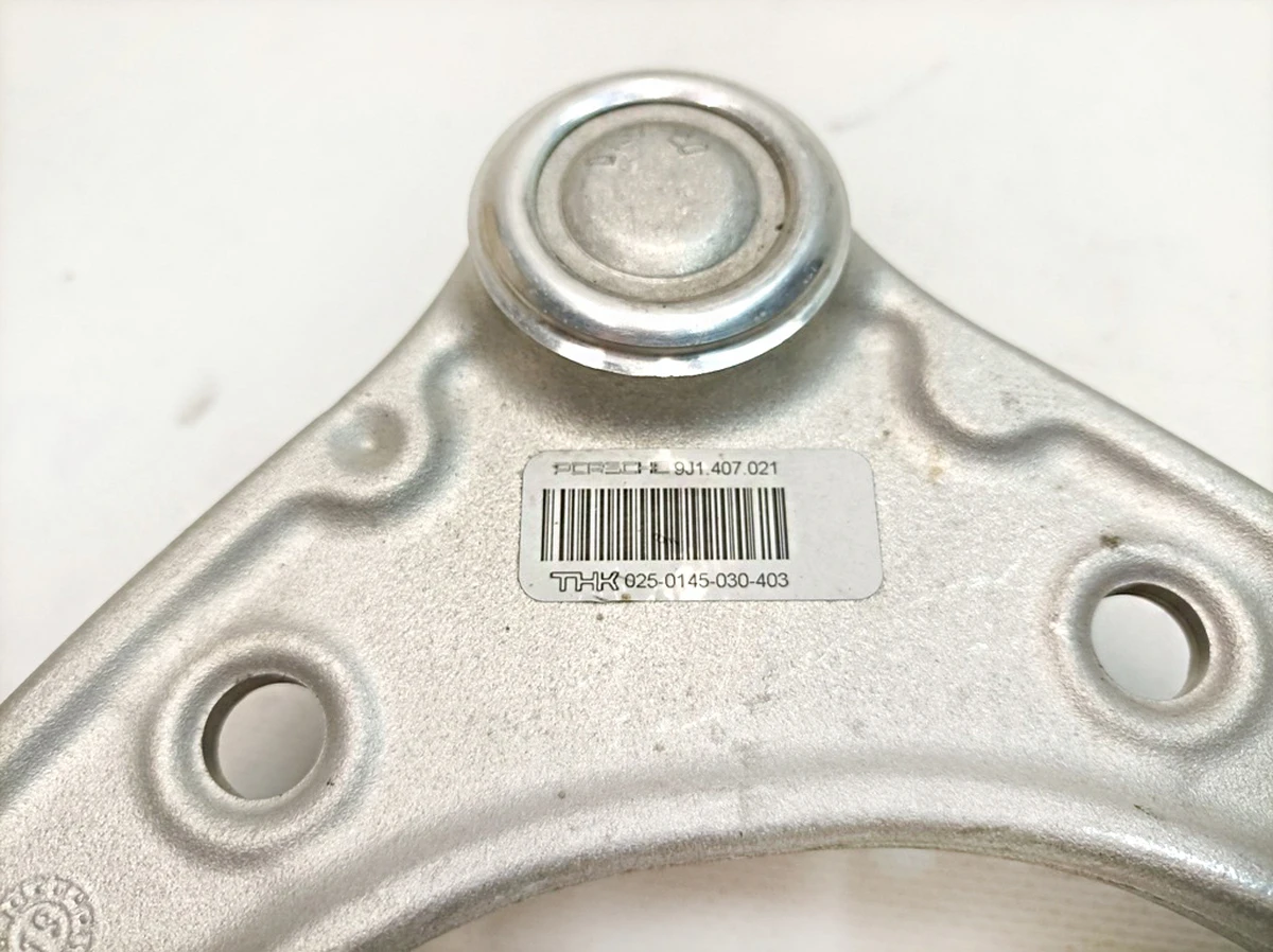 Upper transverse lever Porsche Taycan 9J1407021