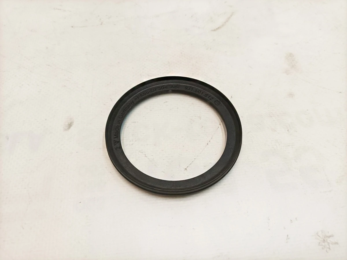 Drive shaft protective ring, right Porsche Taycan 9J1501812