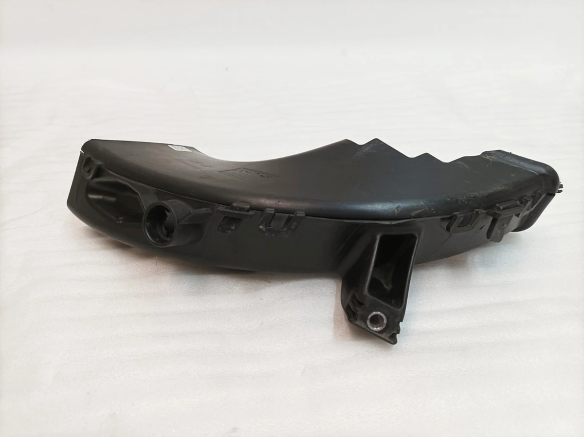 Brake cooling air duct rear right Porsche Taycan 9J1615396