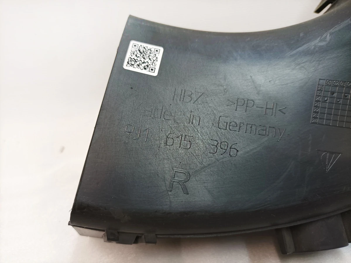 Brake cooling air duct rear right Porsche Taycan 9J1615396